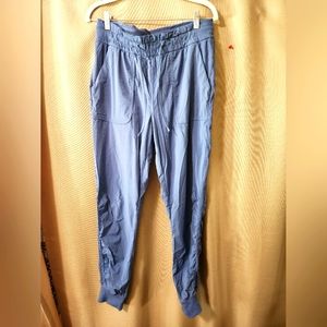 EUC- LULULEMON STUDIO JOGGER